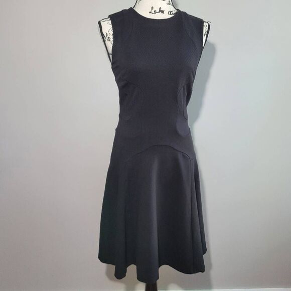 Diane Von Furstenberg black knee length dress structured geometric futuristic - Picture 1 of 15